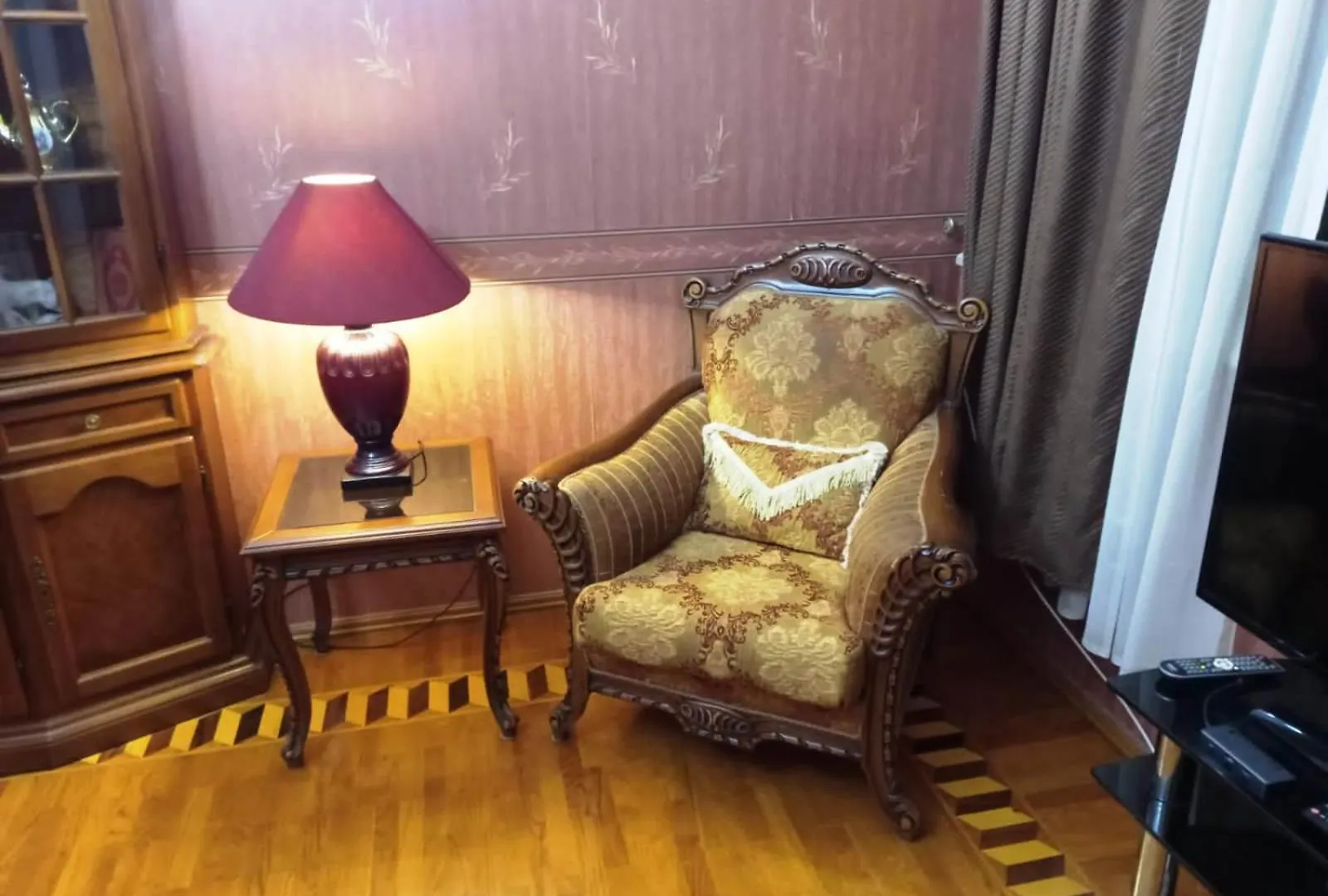 Zel Home 7 Double Bed location